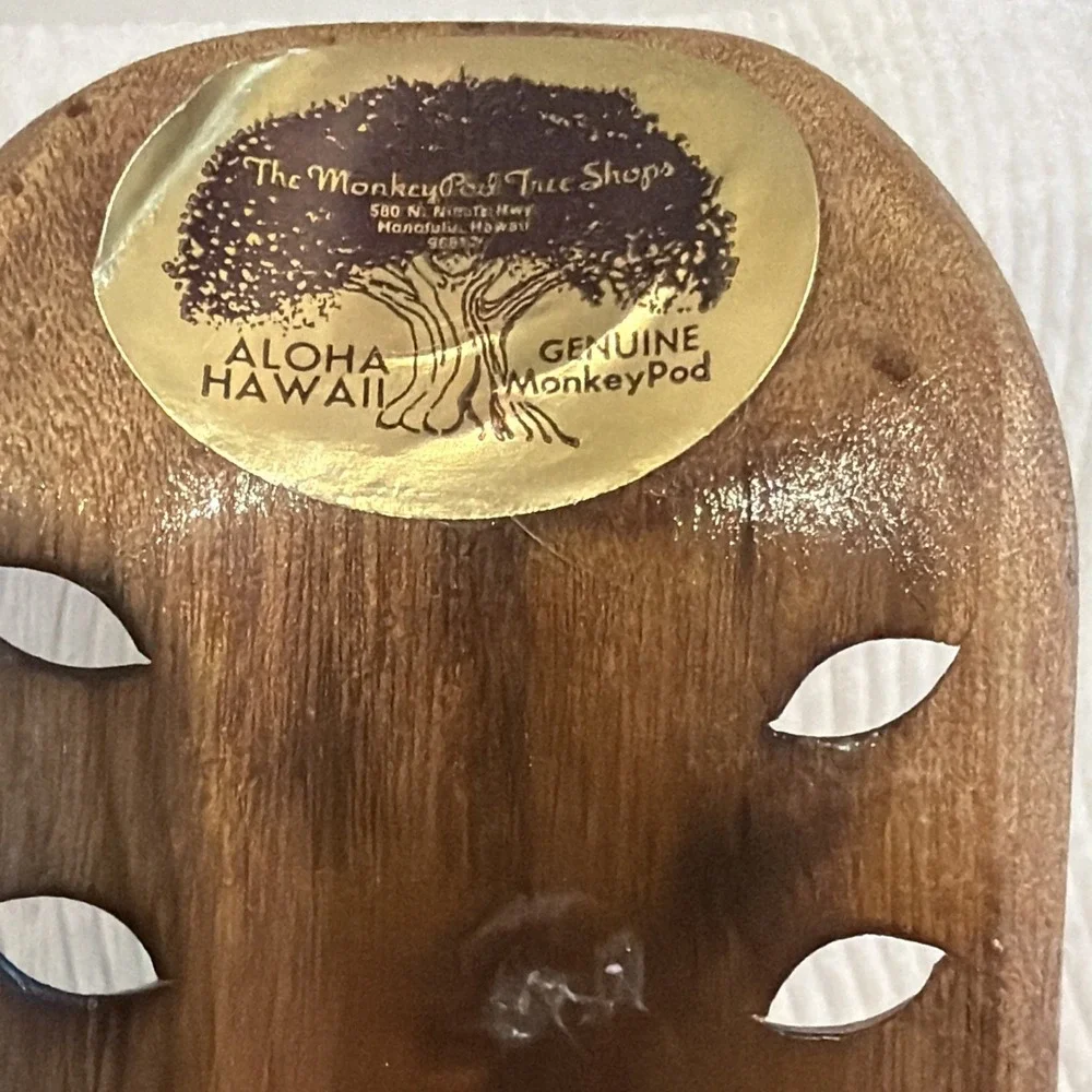 Vtg Hawaiian Hand Carved Bakunawa Monkey Pod Mask From The Monkey Pod Tree 6.25